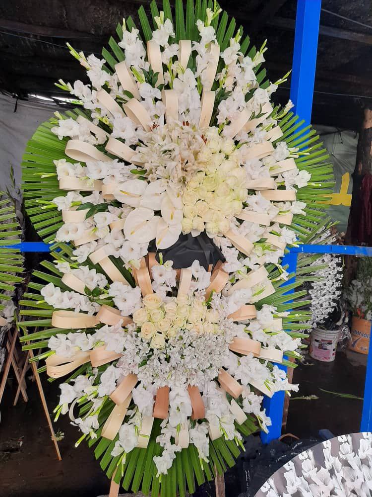 تاج گل افتتاحیه، ترحیم، سمینار